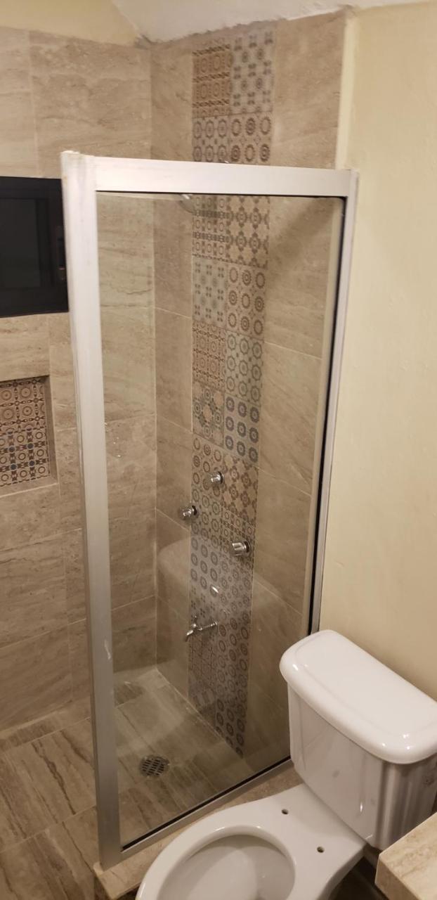 Hotel Peregrina 巴利亚多利德 外观 照片