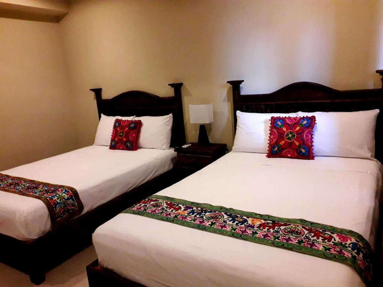 Hotel Peregrina 巴利亚多利德 外观 照片
